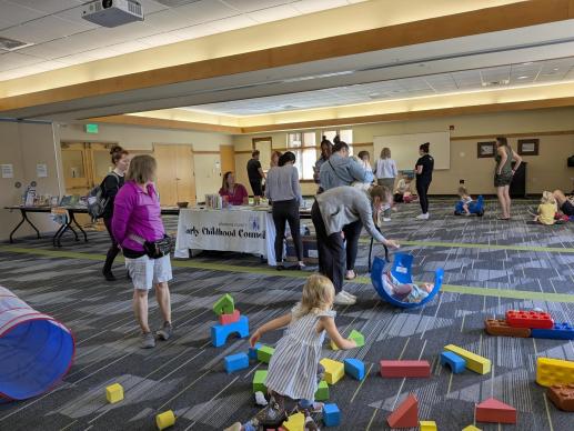 Family Place Play & Learn program with community partners.