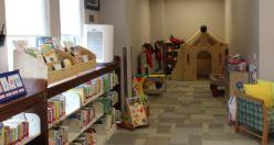 L-section of room with imaginative plays items