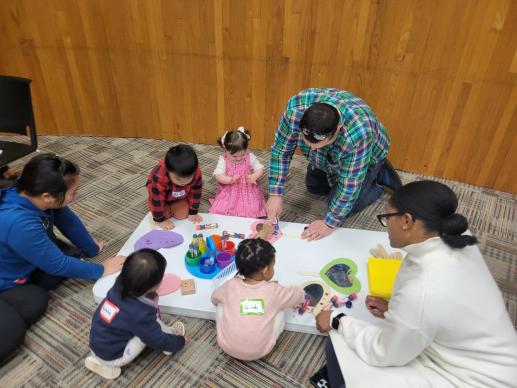 Exploratory activity with families